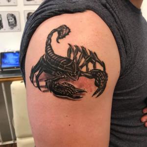 Skorpion scorpion tattoo