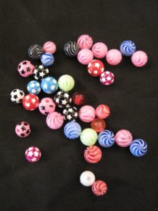 Plastik kugler med gevind piercing jewlery smykker plastic balls