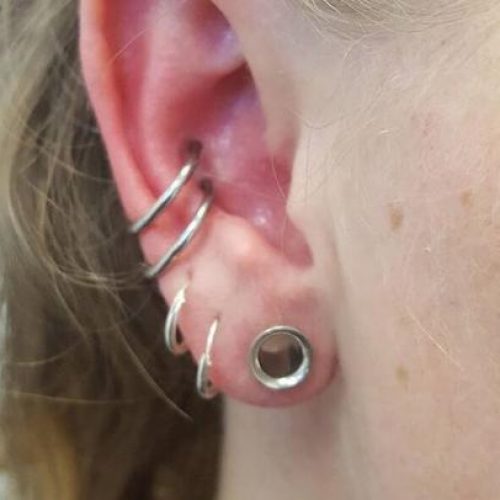 Dobbelt Conch piercing cartilage brusk piercing unisex segment ring