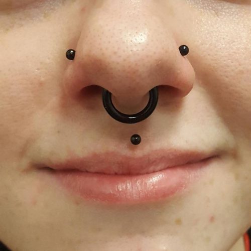dobbelt næsefløj septum piercing double nose blackline