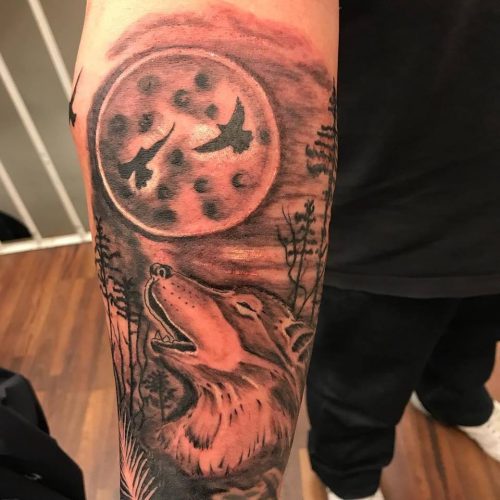 Howling wolf tattoo ulve tatovering