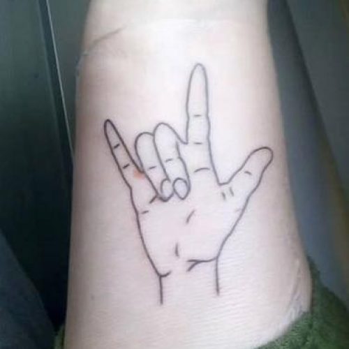 line drawing hand tattoo tatovering