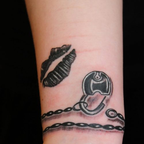 armbånd med charms tatovering tattoo bracelet