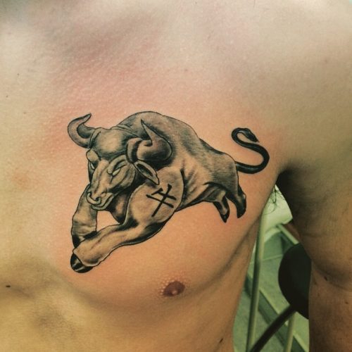 Tyr bull tattoo tatovering